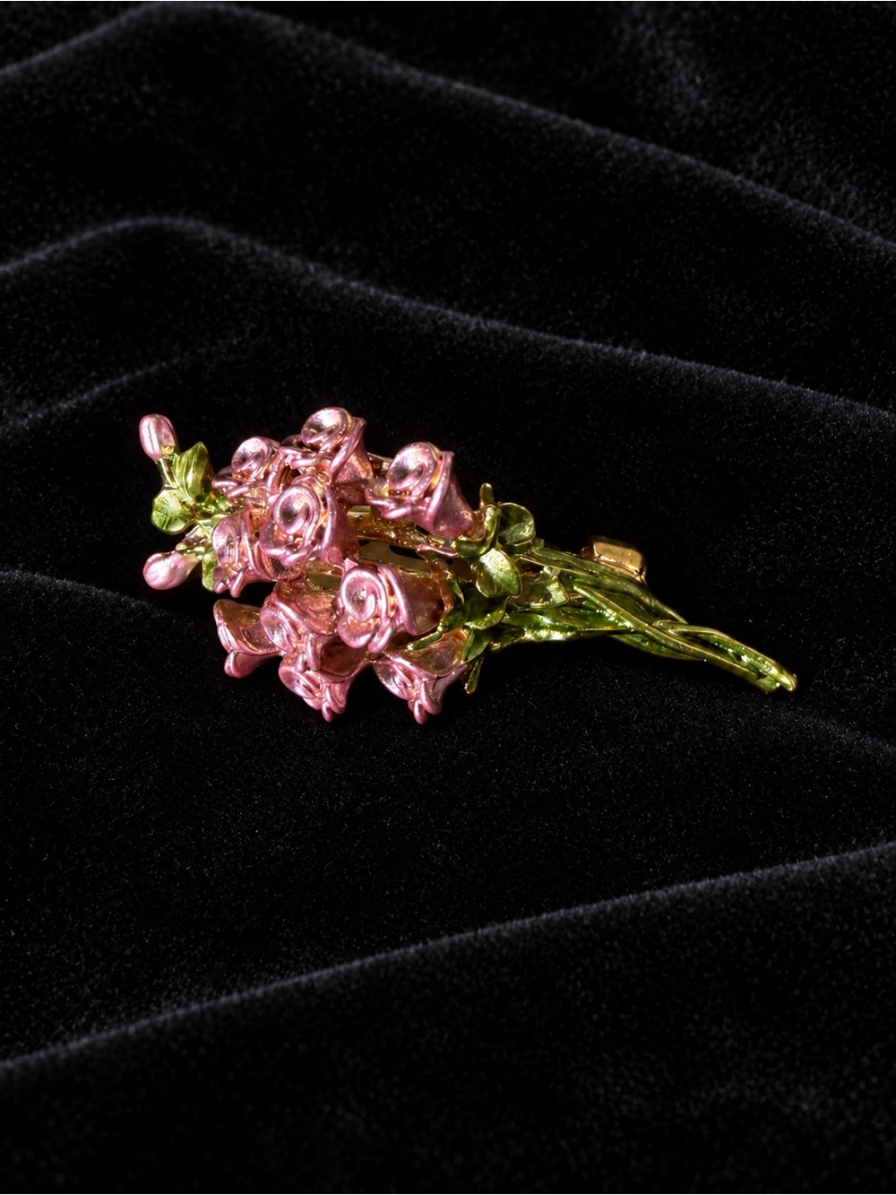 Metallic Pink Rose Bouquet Enamel Brooch with Green Stem
